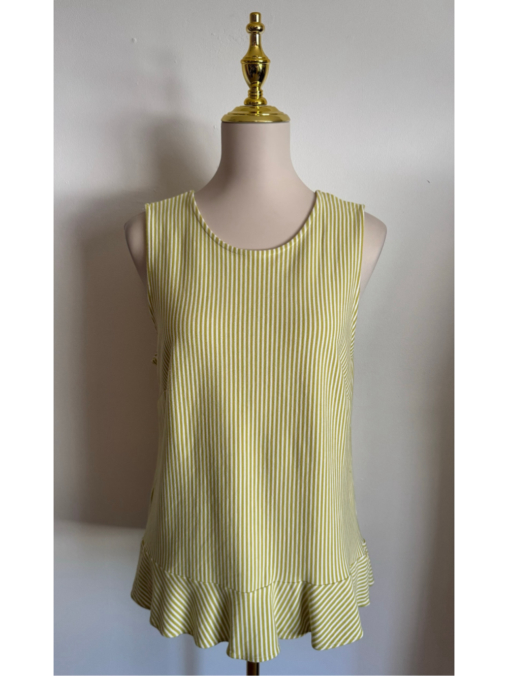 Women's Ann Taylor Factory Yellow White Striped Tank Top Size L
